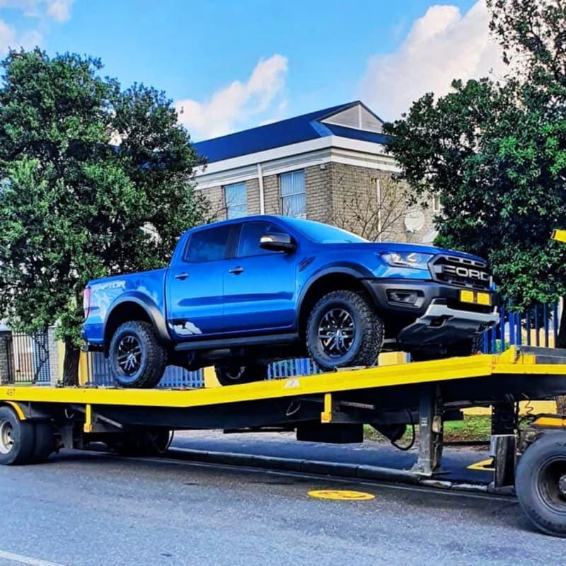 Shipping Service - Professional Transport